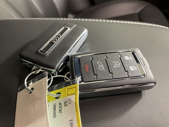 2025 Jeep Grand Cherokee Limited 2025 Jeep Grand Cherokee Limited