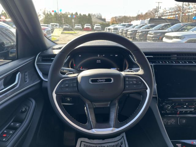 2025 Jeep Grand Cherokee Limited 4x4