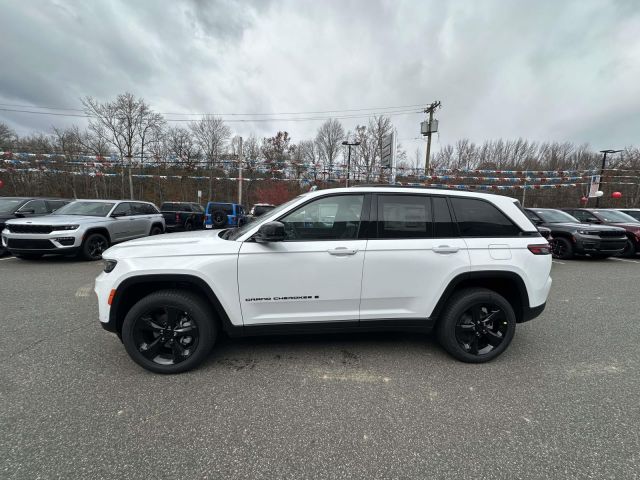2025 Jeep Grand Cherokee Limited 4x4 2025 Jeep Grand Cherokee Limited 4x4