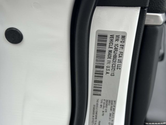 2025 Jeep Grand Cherokee Limited 4x4 2025 Jeep Grand Cherokee Limited 4x4