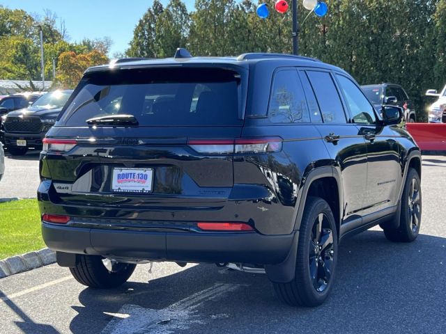 2025 Jeep Grand Cherokee Limited 4x4 2025 Jeep Grand Cherokee Limited 4x4