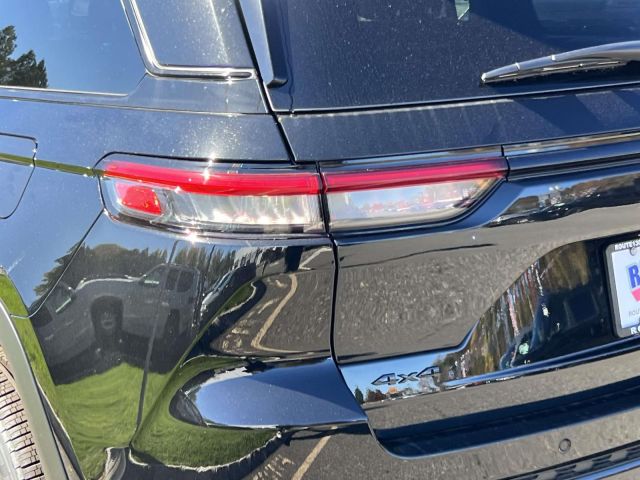 2025 Jeep Grand Cherokee Limited 4x4 2025 Jeep Grand Cherokee Limited 4x4