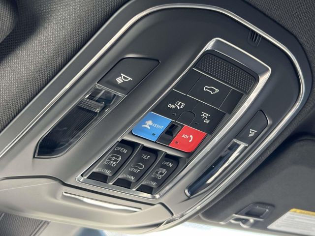 2025 Jeep Grand Cherokee Limited 4x4 2025 Jeep Grand Cherokee Limited 4x4