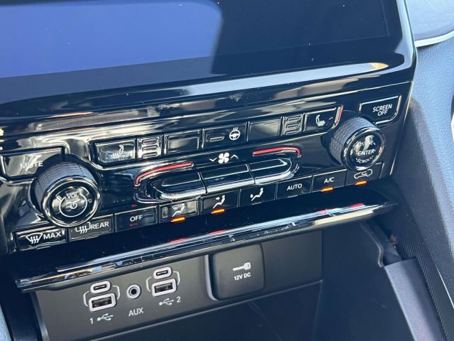 2025 Jeep Grand Cherokee Limited 4x4 2025 Jeep Grand Cherokee Limited 4x4