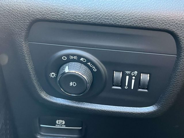 2025 Jeep Grand Cherokee Limited 4x4 2025 Jeep Grand Cherokee Limited 4x4