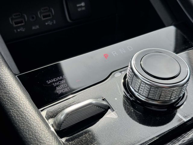 2025 Jeep Grand Cherokee Limited 4x4 2025 Jeep Grand Cherokee Limited 4x4