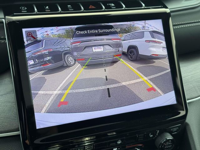 2025 Jeep Grand Cherokee Limited 4x4 2025 Jeep Grand Cherokee Limited 4x4