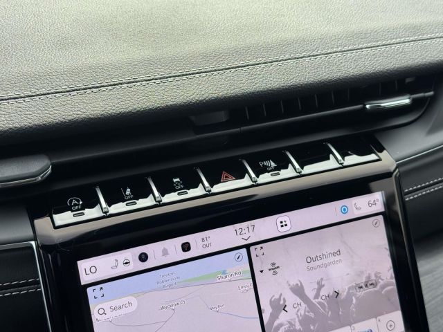 2025 Jeep Grand Cherokee Limited 4x4 2025 Jeep Grand Cherokee Limited 4x4