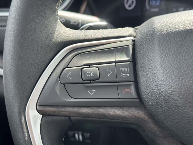 2025 Jeep Grand Cherokee Limited 4x4 2025 Jeep Grand Cherokee Limited 4x4