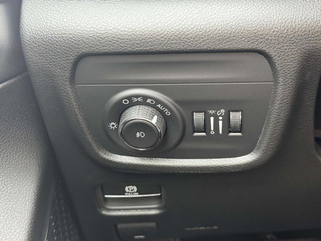 2025 Jeep Grand Cherokee Limited 4x4 2025 Jeep Grand Cherokee Limited 4x4