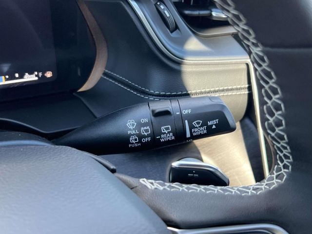 2025 Jeep Grand Cherokee Limited 4x4 2025 Jeep Grand Cherokee Limited 4x4