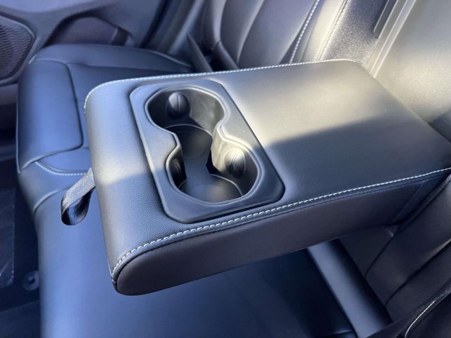 2025 Jeep Grand Cherokee Limited 4x4 2025 Jeep Grand Cherokee Limited 4x4