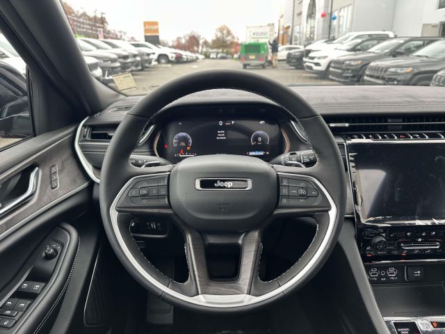 2025 Jeep Grand Cherokee Limited 4x4