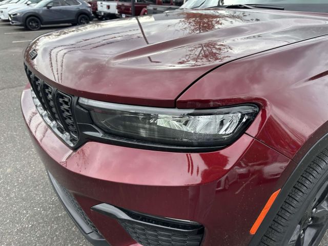 2025 Jeep Grand Cherokee LIMITED 4X4 2025 Jeep Grand Cherokee LIMITED 4X4