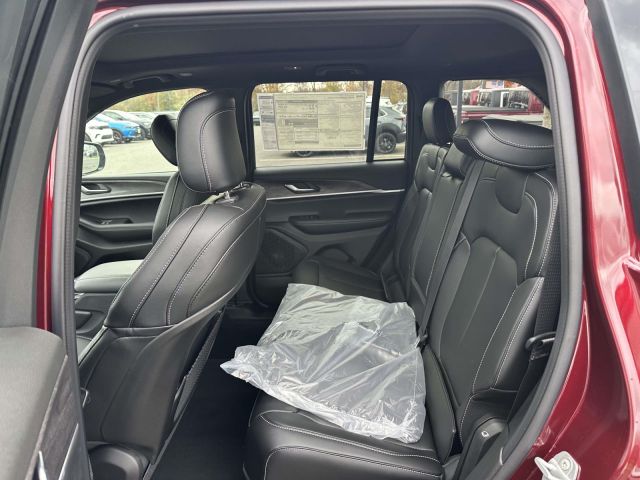 2025 Jeep Grand Cherokee LIMITED 4X4 2025 Jeep Grand Cherokee LIMITED 4X4