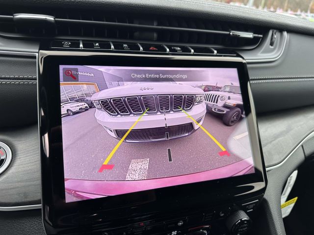 2025 Jeep Grand Cherokee LIMITED 4X4 2025 Jeep Grand Cherokee LIMITED 4X4