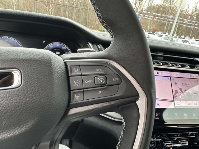 2025 Jeep Grand Cherokee LIMITED 4X4 2025 Jeep Grand Cherokee LIMITED 4X4