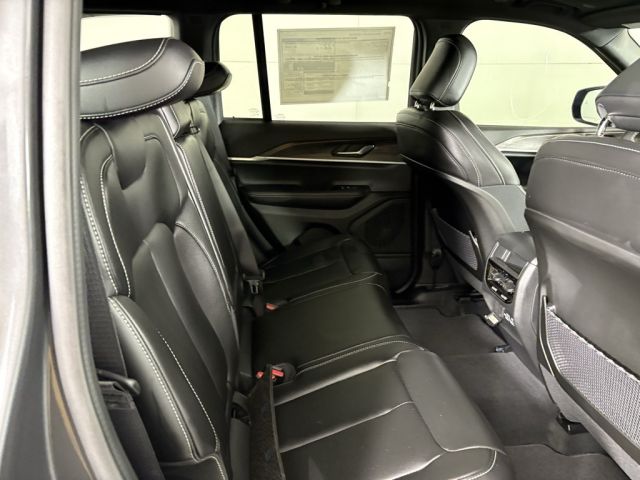 2025 Jeep Grand Cherokee Limited 2025 Jeep Grand Cherokee Limited