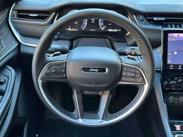 2025 Jeep Grand Cherokee Limited 4x4 2025 Jeep Grand Cherokee Limited 4x4