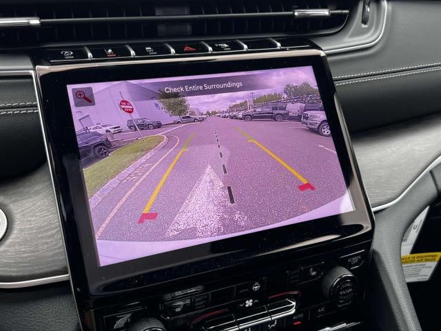 2025 Jeep Grand Cherokee Limited 4x4