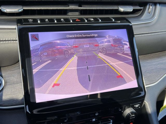 2025 Jeep Grand Cherokee Limited 4x4 2025 Jeep Grand Cherokee Limited 4x4