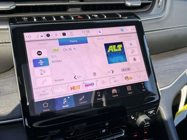 2025 Jeep Grand Cherokee Limited 4x4 2025 Jeep Grand Cherokee Limited 4x4