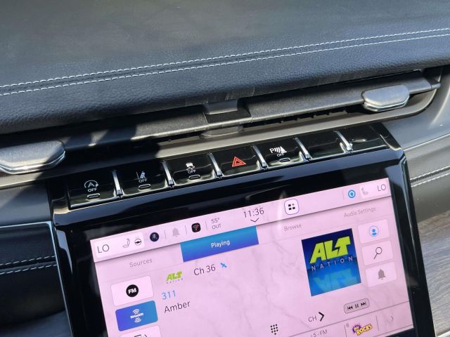 2025 Jeep Grand Cherokee Limited 4x4 2025 Jeep Grand Cherokee Limited 4x4