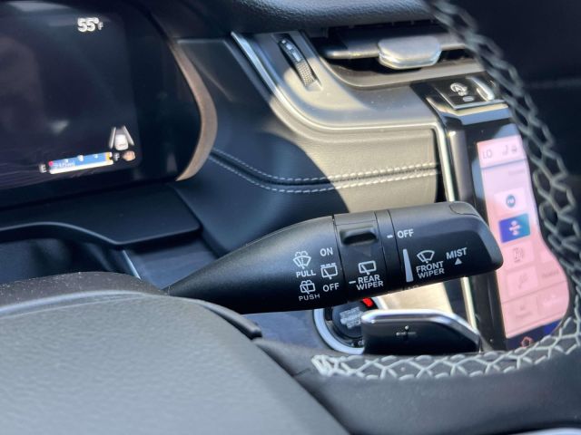 2025 Jeep Grand Cherokee Limited 4x4 2025 Jeep Grand Cherokee Limited 4x4