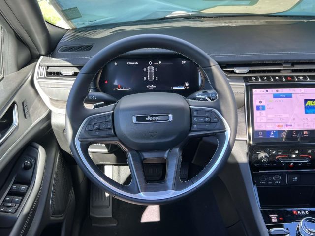 2025 Jeep Grand Cherokee Limited 4x4 2025 Jeep Grand Cherokee Limited 4x4