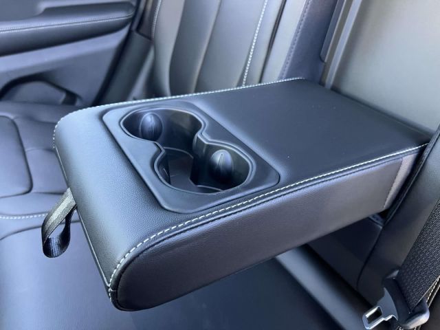 2025 Jeep Grand Cherokee Limited 4x4 2025 Jeep Grand Cherokee Limited 4x4