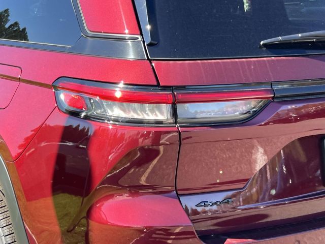 2025 Jeep Grand Cherokee Limited 4x4 2025 Jeep Grand Cherokee Limited 4x4