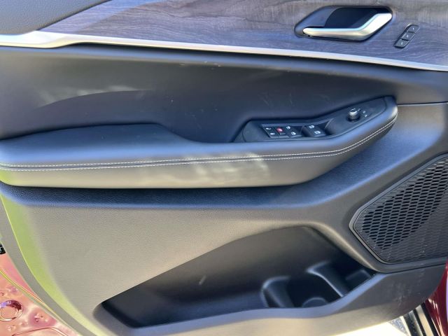 2025 Jeep Grand Cherokee Limited 4x4 2025 Jeep Grand Cherokee Limited 4x4