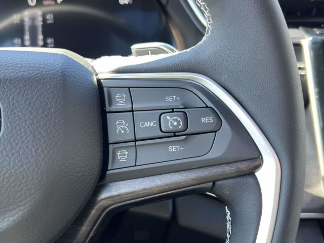 2025 Jeep Grand Cherokee Limited 4x4 2025 Jeep Grand Cherokee Limited 4x4