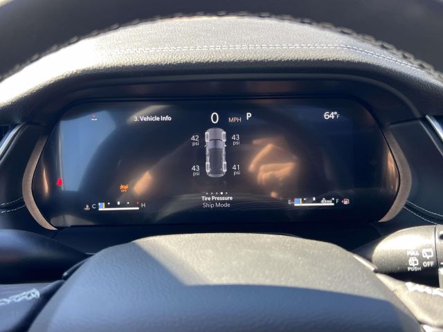 2025 Jeep Grand Cherokee Limited 4x4 2025 Jeep Grand Cherokee Limited 4x4