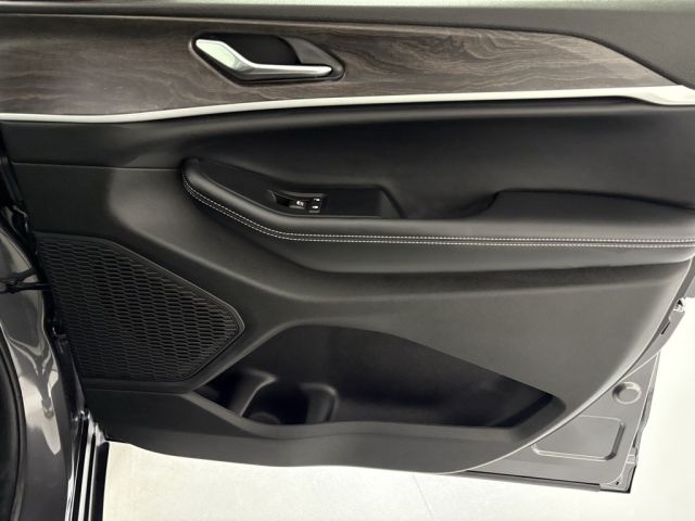 2025 Jeep Grand Cherokee Limited 2025 Jeep Grand Cherokee Limited