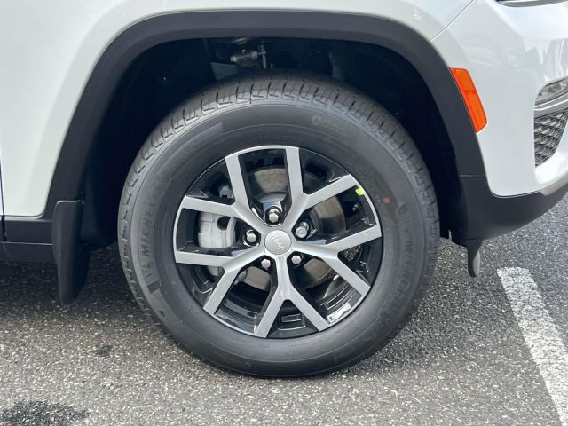 2025 Jeep Grand Cherokee Limited 4x4 2025 Jeep Grand Cherokee Limited 4x4