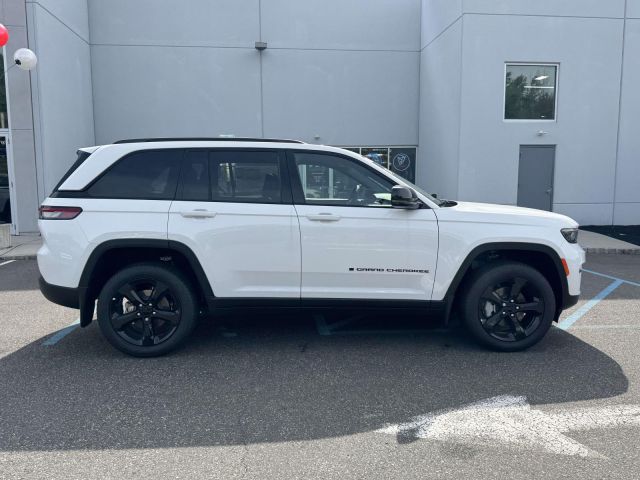 2025 Jeep Grand Cherokee Limited 4x4