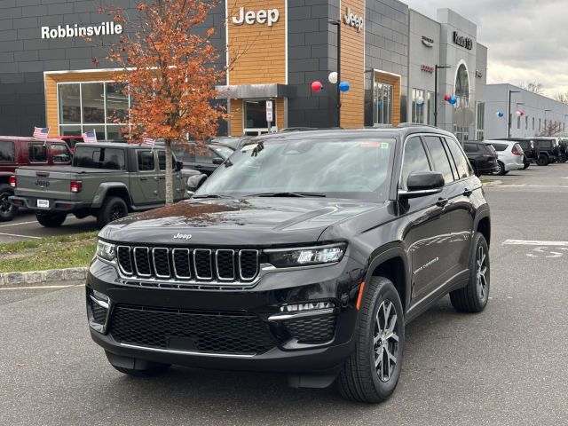 2025 Jeep Grand Cherokee LIMITED 4X4
