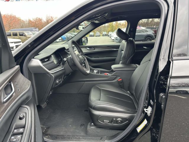 2025 Jeep Grand Cherokee LIMITED 4X4