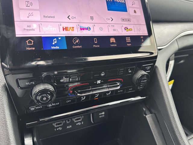 2025 Jeep Grand Cherokee LIMITED 4X4