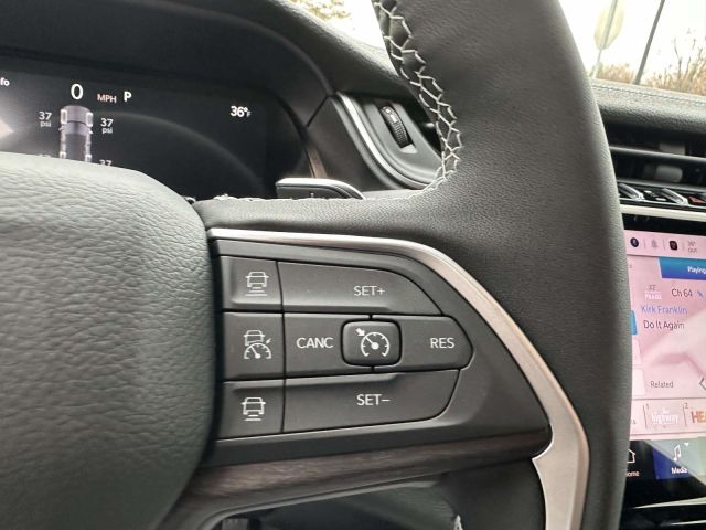 2025 Jeep Grand Cherokee LIMITED 4X4