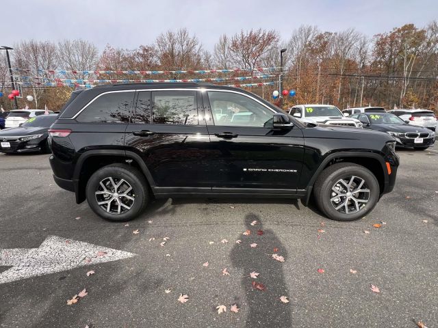 2025 Jeep Grand Cherokee LIMITED 4X4 2025 Jeep Grand Cherokee LIMITED 4X4