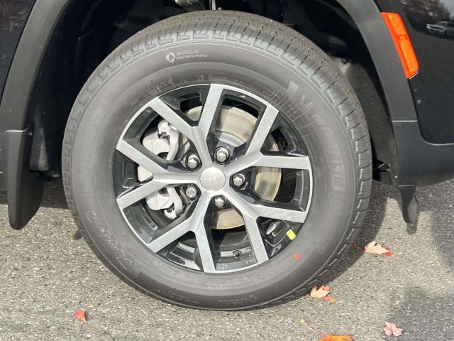 2025 Jeep Grand Cherokee LIMITED 4X4 2025 Jeep Grand Cherokee LIMITED 4X4