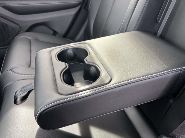 2025 Jeep Grand Cherokee LIMITED 4X4 2025 Jeep Grand Cherokee LIMITED 4X4