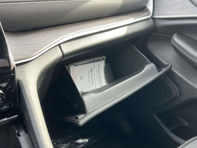 2025 Jeep Grand Cherokee LIMITED 4X4 2025 Jeep Grand Cherokee LIMITED 4X4