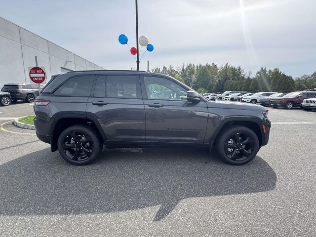 2025 Jeep Grand Cherokee Limited 4x4