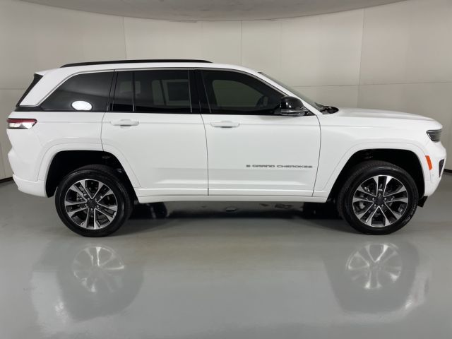 2025 Jeep Grand Cherokee Overland 2025 Jeep Grand Cherokee Overland