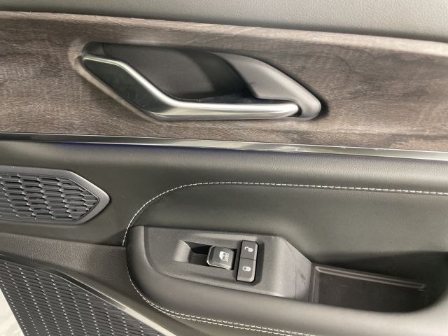 2025 Jeep Grand Cherokee Overland 2025 Jeep Grand Cherokee Overland