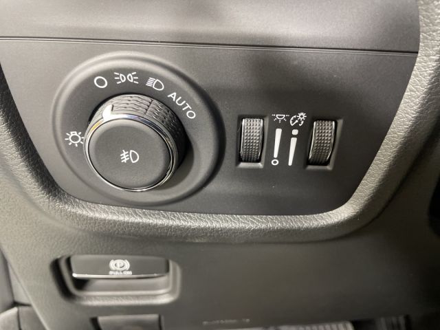 2025 Jeep Grand Cherokee Overland 2025 Jeep Grand Cherokee Overland