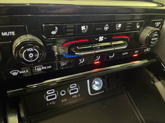 2025 Jeep Grand Cherokee Overland 2025 Jeep Grand Cherokee Overland